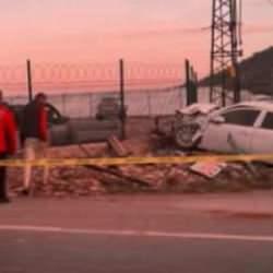 Mersin'de kamyonet ile otomobil çarpıştı: 1 ölü, 5 yaralı