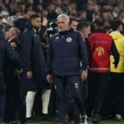 Mourinho'dan Okan Buruk'a olay gönderme