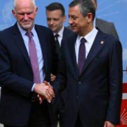 Özgür Özel'den 'Kardeş' Yorgo'ya methiye: Sesimizi ilk duyan onlar oldu