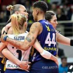 Derbide kazanan Fenerbahçe! Seriye eşitlik geldi