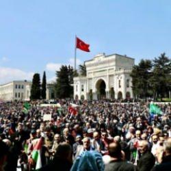 İstanbul'da binler Gazze için yürüdü