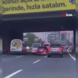 Bah&ccedil;elievler'de bir s&uuml;r&uuml;c&uuml; makas atıp trafiği tehlikeye soktu!