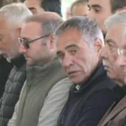 Ersun Yanal'ın annesi son yolculuğuna uğurlandı
