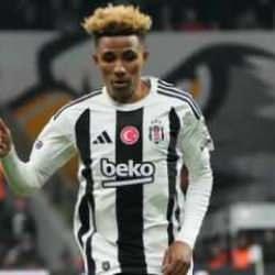 İddialar giderek büyüdü! Beşiktaş yıldız ismin transferini yalanladı