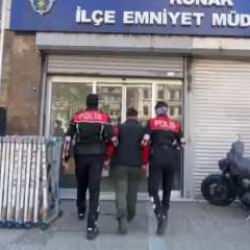 İzmir'de 86 yıl hapis cezası ile aranan hükümlü yakalandı