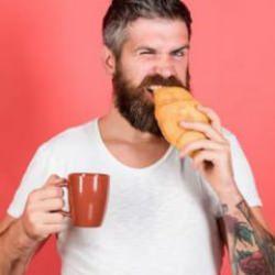 Kahve içtikten sonra açlık hissetmek: Gerçekten aç mısınız yoksa yanlış alarm mı?