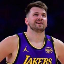 Luka Doncic'in 45 sayı attı! Lakers, Mavericks'e kabus oldu