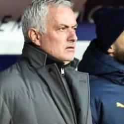 Mourinho'ya sert eleştiri: "Sarayda kalıyorsun, taraftara gider yapıyorsun"