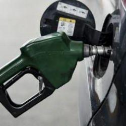 Petrol fiyatları düştü! Benzin ve motorine büyük indirim bekleniyor!