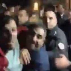 Taksiciler, öğrenci yurdunu bastı! Dehşet kavga
