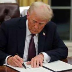 Trump: "Ticaretteki finansal açıkları gidermenin tek yolu tarifeler"