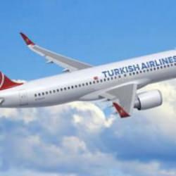 İstanbul Havalimanı’na 3 THY uçağı aynı anda iniş yaptı