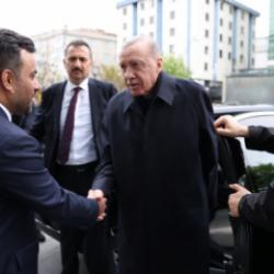 Cumhurbaşkanı Erdoğan’dan Bağcılar Belediyesi’ne ziyaret