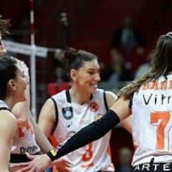 Eczacıbaşı üçüncülük maçında Galatasaray'a set vermedi