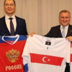 Gençlik ve Spor Bakanı Bak, Rus mevkidaşı Degtyarev ile Rusya'da görüştü