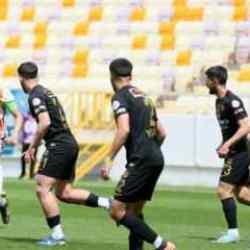 İş ilk yarıda bitti! Deplasmanda 4 gollü galibiyet