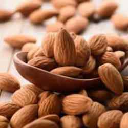 Kötü kolesterolü dibe vuruyor, iyi kolesterolü şahlandırıyor! Badem noktayı koyuyor