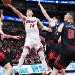 NBA play-in'de Heat, Bulls'u mağlup etti