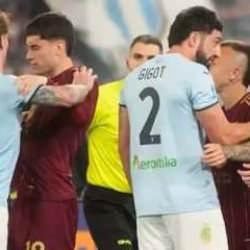 Roma derbisinde taraftarlar polisle çatıştı! 13 yaralı