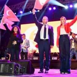 Şatafata para döken CHP'li belediyelerde maaş krizi! İşçiler yine mağdur oldu