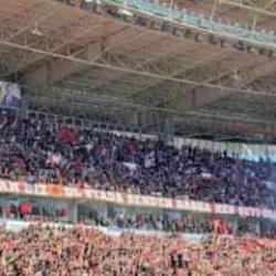 Süper Lig'in efsane takımının Amatör Lig maçını 20 bin kişi izledi