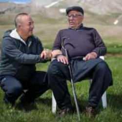 TFF ve Kul&uuml;pler Birliği'nden Osman &Ccedil;avuşoğlu i&ccedil;in taziye mesajı