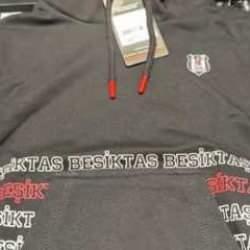 Ticaret Bakanlığı harekete geçti: Beşiktaş çocuk sweatshirtü toplatılıyor!