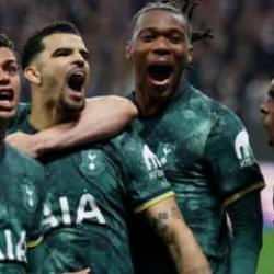 Tottenham, Can Uzun ve Batshuayi'nin yarı final umudunu yıktı
