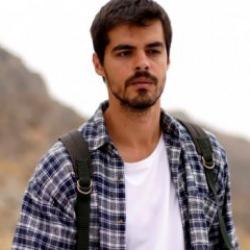 &Uuml;nl&uuml; oyuncu Berk Atan trafik kazası ge&ccedil;irdi! Durumu ağır