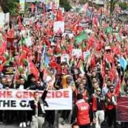 &Uuml;sk&uuml;dar'da "Gazze &Ouml;l&uuml;yor! Ayağa Kalk!" y&uuml;r&uuml;y&uuml;ş&uuml;