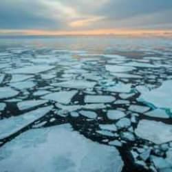 Arktik'te son 40 yılın en d&uuml;ş&uuml;k buz seviyesi