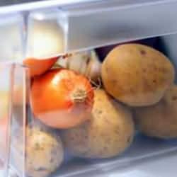 Buzdolabında soğan saklayanlar dikkat! Uzmanlar uyardı