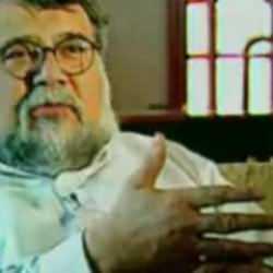 Celal Şeng&ouml;r&rsquo;&uuml;n arşiv videosu ortaya &ccedil;ıktı! '10 yıl i&ccedil;inde...'