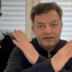 CHP'ye kaos aklı veren firari FETÖ'cü Savaş Genç'ten Özgür Özel'e ayar