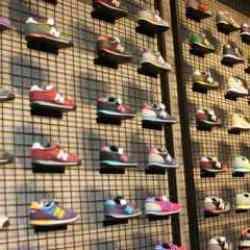 Domuz derisi &uuml;r&uuml;nler kullanılabilir mi? Necmettin Nursa&ccedil;an hoca cevapladı!