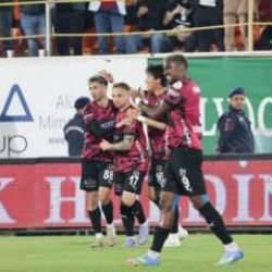 Kümede kalma yolunda umut ateşini yaktı! Alanyaspor’dan flaş galibiyet