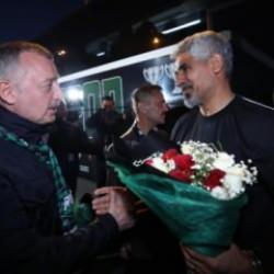 Şampiyon Kocaelispor'u protokol ve taraftar karşıladı