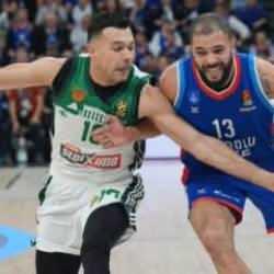Anadolu Efes için Euroleague'de tamam mı devam mı maçı