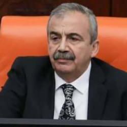 Erdoğan, Bahçeli ve siyasilerden Sırrı Süreyya Önder için taziye mesajları