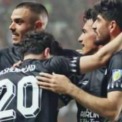 2 hafta kala bitirdiler! Tarihinde ilk kez şampiyon oldu