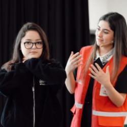 İstanbul&rsquo;un 39 il&ccedil;esinde gen&ccedil;lere eş zamanlı ilk yardım eğitimi