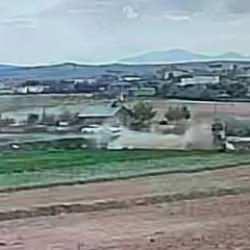 Kavşakta bekleyen aracı sollarken kazaya neden oldu: 1 ölü, 3 yaralı