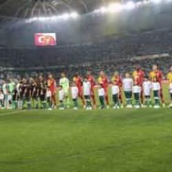 Merdiven boşluklarına kadar oturmuşlardı: Galatasaray'a para cezası