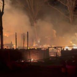 Şile'de geceyi aydınlatan yangın! 6 restoran yandı, yaralılar var