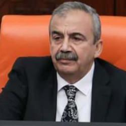 Sırrı S&uuml;reyya &Ouml;nder'in cenaze tarihi! Nereye defnedileceği g&uuml;ndemde