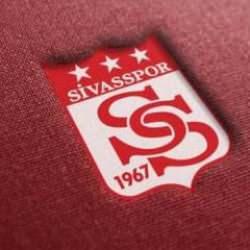 Sivasspor'da 4-1'lik Galatasaray yenilgisi istifa getirdi