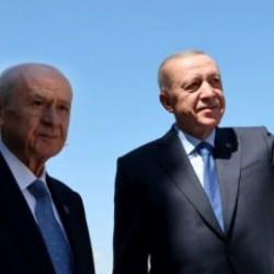 Son dakika: Başkan Erdoğan, Bahçeli ile görüştü! MHP lideri, Erdoğan'ı tebrik etti