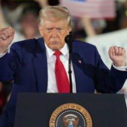 Trump'tan piyasaları karıştıran açıklama: Yine Fed'i hedef aldı!