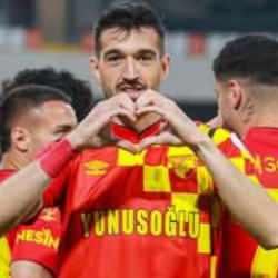 4 yıldır gol atamıyordu: Süper Lig'in suskun forveti bir açıldı pir açıldı
