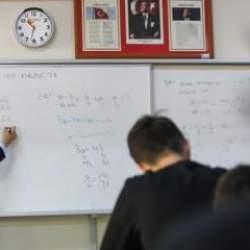 Öğretmenlerin yer değiştirme başvuruları haftaya başlıyor